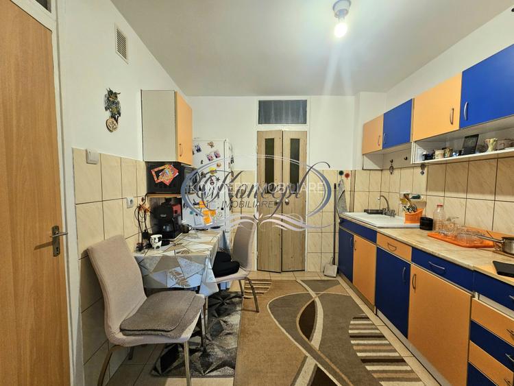 Apartament decomandat pe str. Tulcea - 5