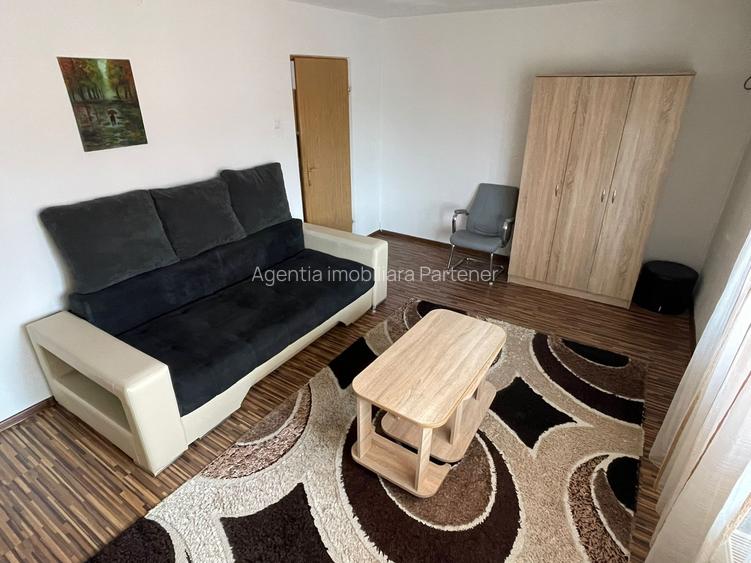 2 camere Tudor , Decomandat / Centrală , Amplasament DEOSEBIT!!! - 4