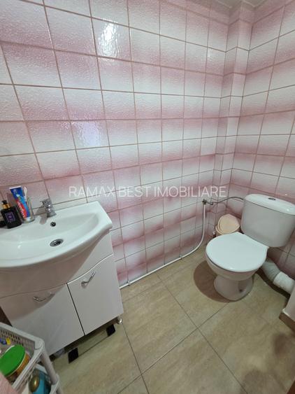 Piata Gorjului, 5 minute metrou, stradal pe Iuliu Maniu, vedere mixta, bloc 1979 - 15