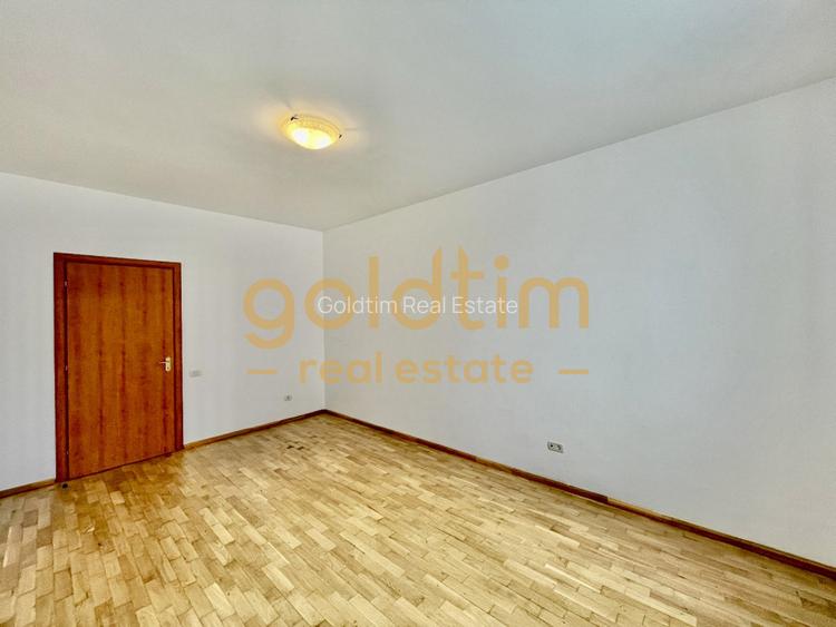 VILA INDIVIDUALA/PISCINA/ GARAJ - 42