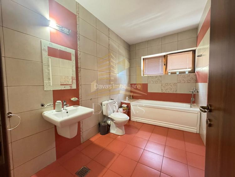Vila de închiriat | 220mp utili | 300mp teren | Jacuzzi | Buna Ziua | 5 camere - 13