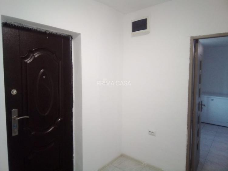 Casa in comuna Sageata BZ teren 3000mp renovata recent Pret: 45.000 - 3