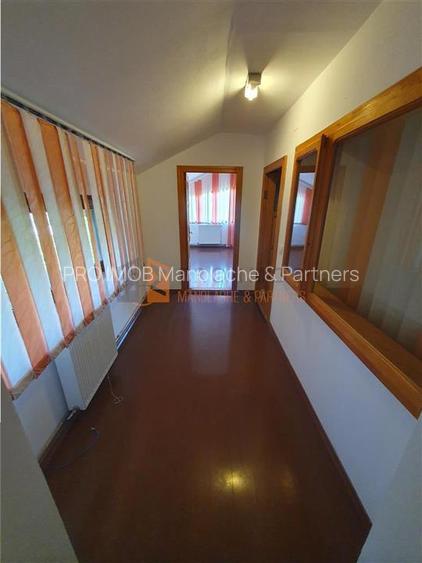 EXCLUSIVITATE! Casa cu teren si garaj in cartierul Mihai Viteazu - 4