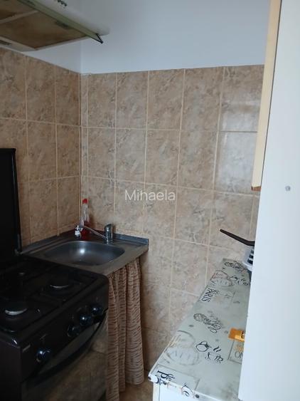 Garsonieră zona centrală Bârlad - 7