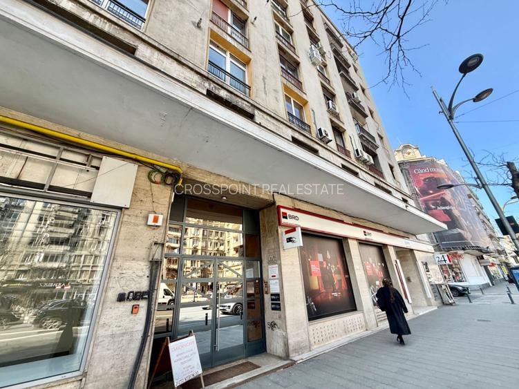 Piața Romană | 4 camere într-un bloc solid, la doi pași de metrou - 11