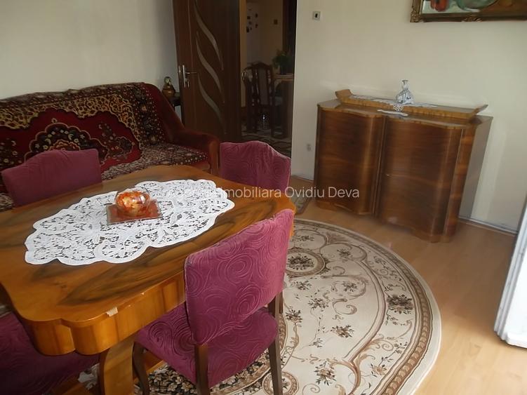 Vand apartament 3 camere decomandat in Deva, zona Carpati, - 5