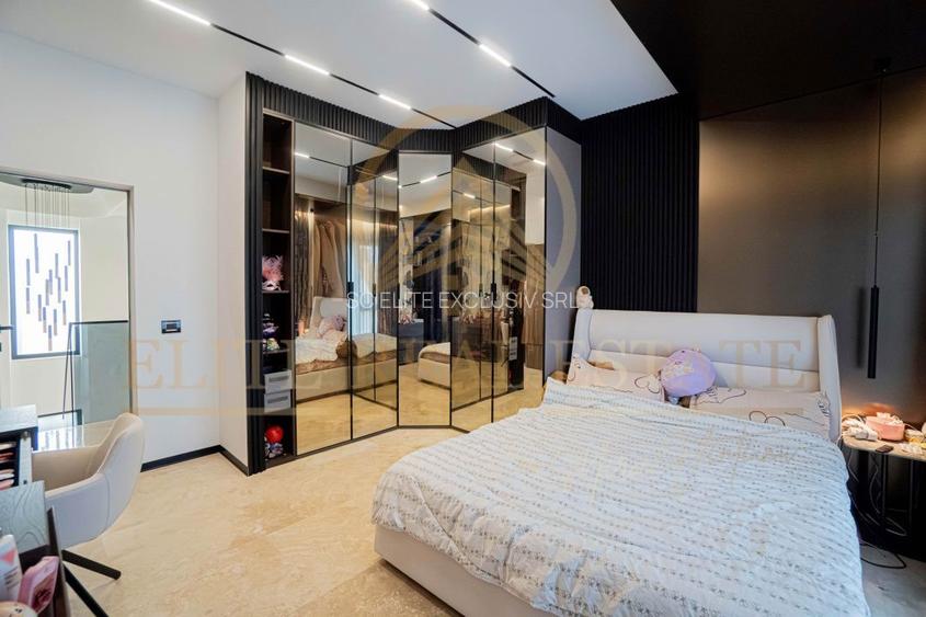 Kamsas/Compozitori - Resedinta creata pentru perfectiune - 21