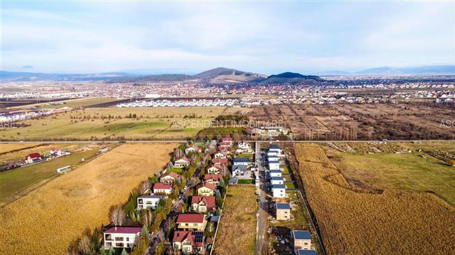 Vila calitativa, luminoasa linie, incalzire pardoseala, utilitati, Sanpetru, Bra - 5