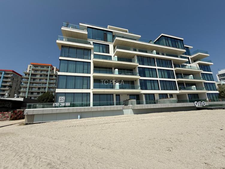 4 camere lux, One Mamaia terasă de 100 mp și vedere frontală - 23