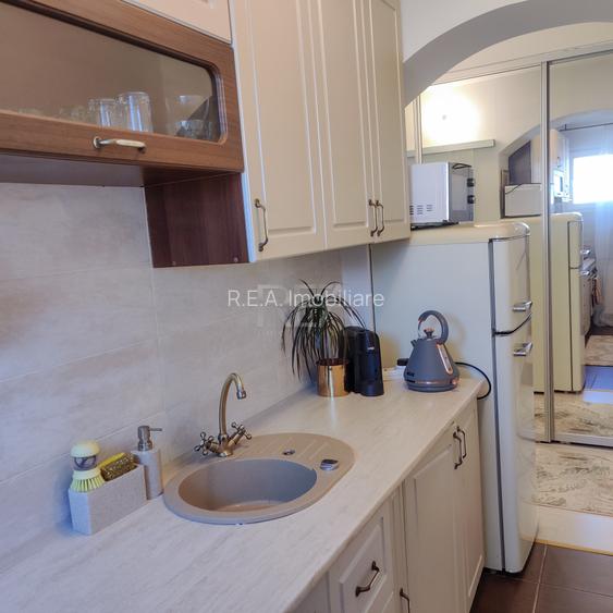 Garsonieră decomandată 33 mp, luminoasă, design modern, balcon - 9