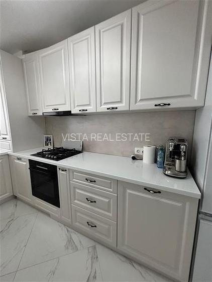 Apartament 3 camere, 2 bai, Avantgarden Faza IV , Brasov - 2