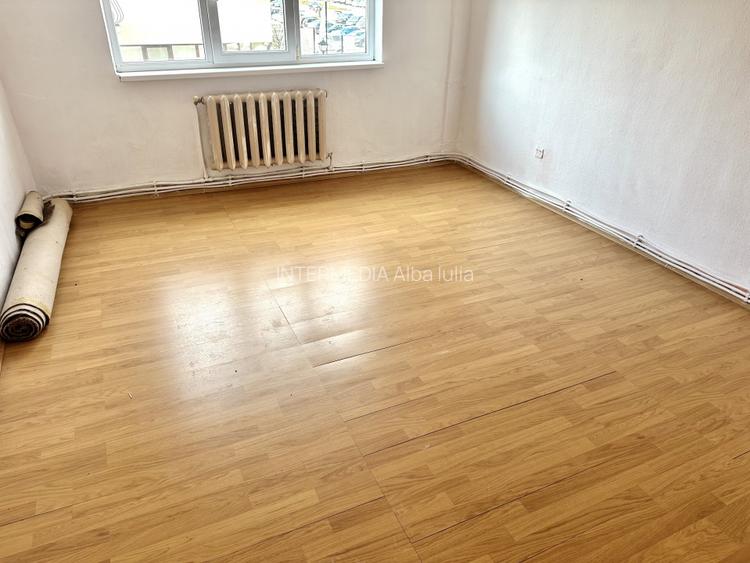 GARSONIERA DECOMANDATA I CETATE I 32 MP I ETAJ 2 I NERENOVATA I - 11