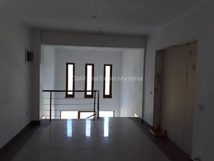 Pensiune Horezu Valcea 2007, 964 const si teren 1461 mp, pretul 550 000 euro neg - 7