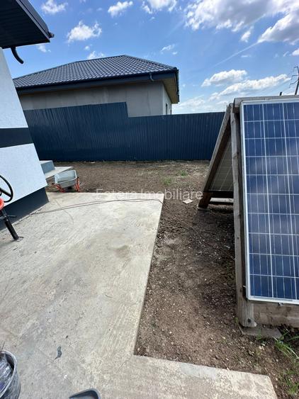 CASĂ DE VÂNZARE CU 3 CAMERE IN ZONA CREVEDIA - 18