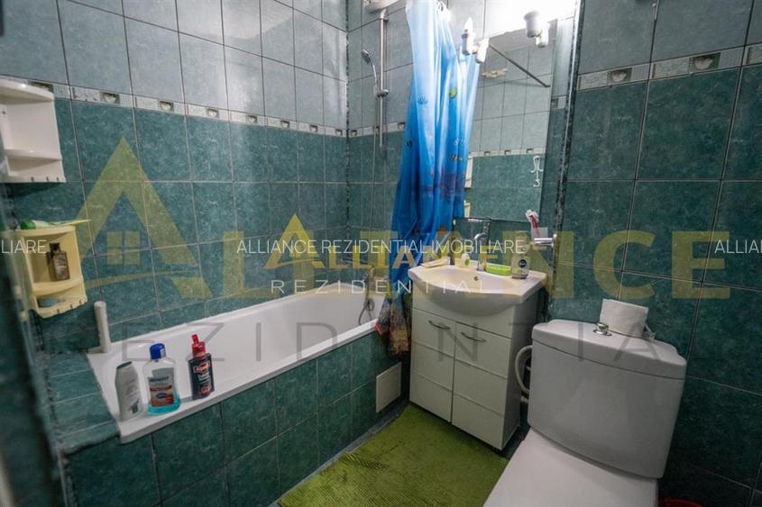 Piata Sudului - 3 Camere - 4 min Metrou - NECESITA RENOVARE - 7