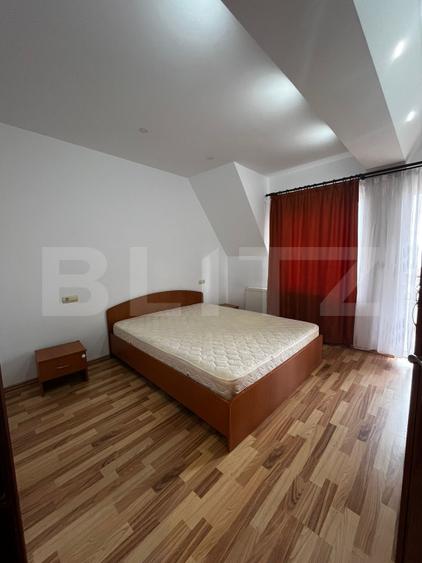 Apartament cu 3 camere, loc de parcare, zona Centura
