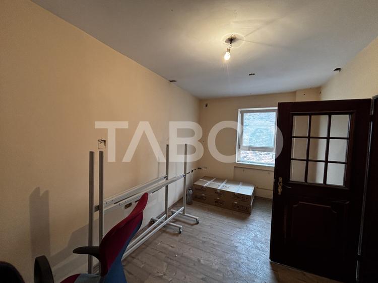 Apartament de vanzare cu 4 camere 110 mp Orasul de Jos Sibiu