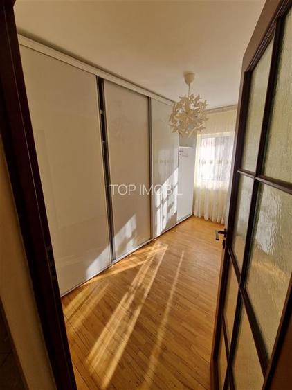 UMF, Inchiriere, 3 camere decomandat, etaj 1, liber ! - 6