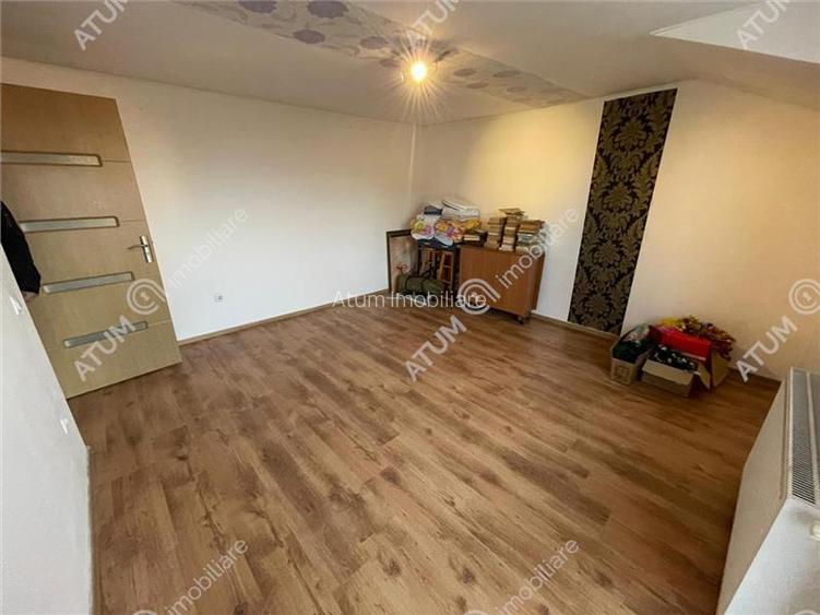 Casa 6 camere decomandate curte 130 mp in Selimbar - 3