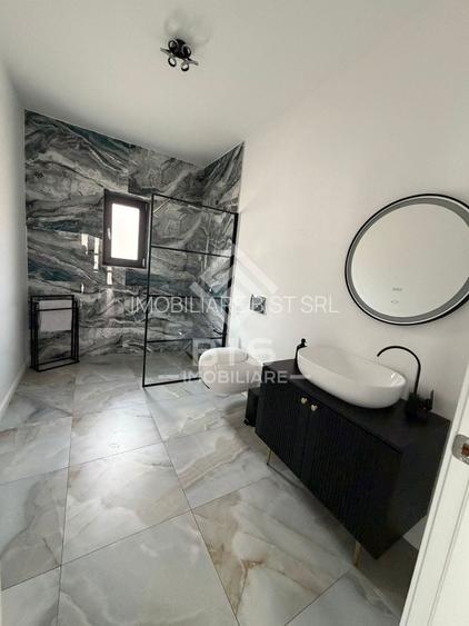 Casă parter – 166 mp construiți – teren 500 mp - 12