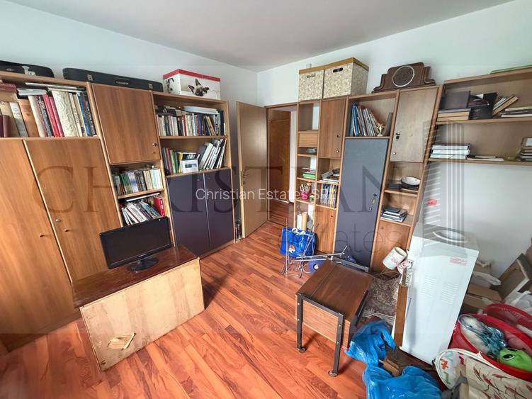 Apartament 4 camere 87 mp - Imobil 1965 - Etaj 1/4 - 8