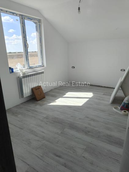 CASA CUMPANA| 4 DORMITOARE| TOATE UTILITATILE| - 10