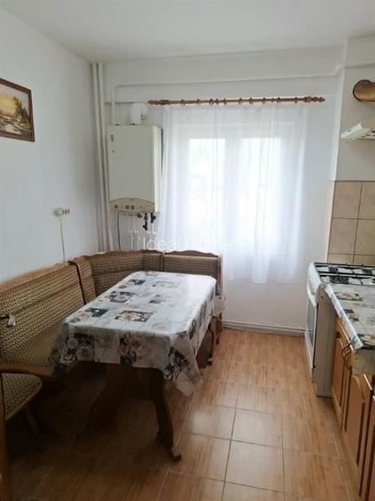 Apartament cu 3 camere decomandat - 71mp - etaj intermediar - Mircea cel Batran - 4