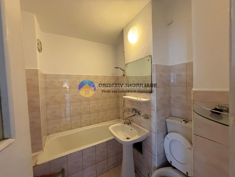 Apartament 3 camere spatios - zona 1 Mai - 20