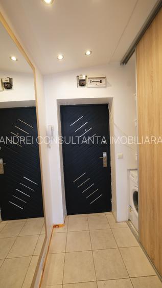 Vanzare 3 camere Ultracentral Sala Palatului Bucuresti cu privelste superba - 13