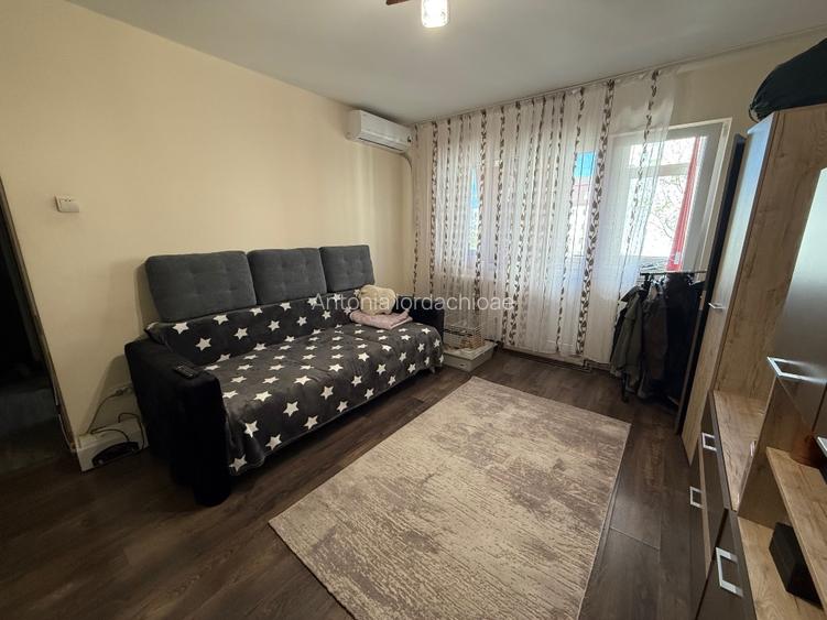 Vând apartament direct de la proprietar 88.500 negociabil  - 2