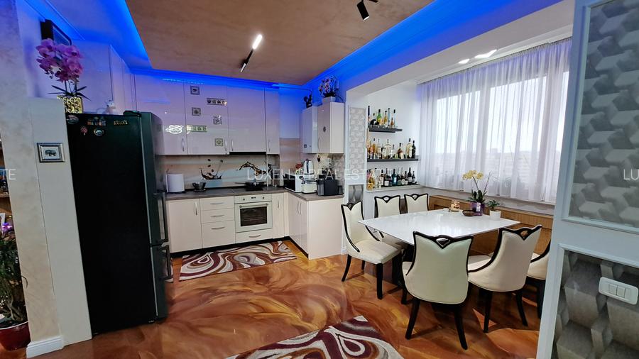 PENTHOUSE LUX - LOCATIE EXCELENTA -VIEW SUPERB - TERASA AMENAJATA 300 MP - 25