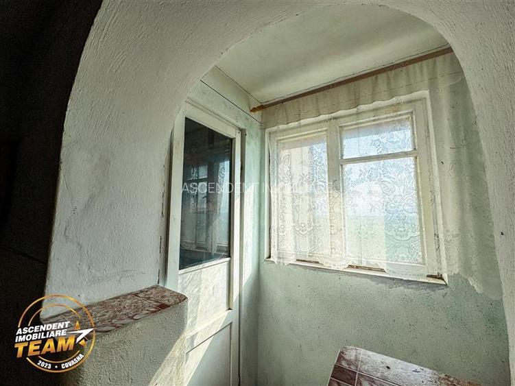 FILM! Apartament 2 camere,decomandat,cu garaj,1.400 mp teren,Let,Covasna - 9