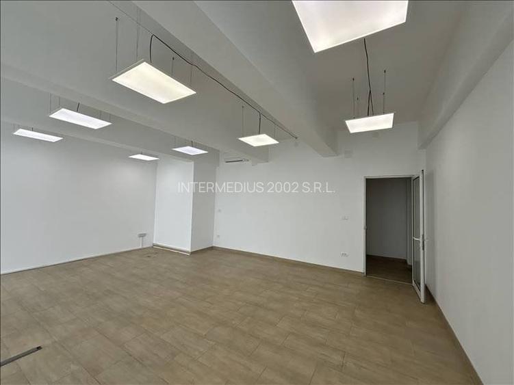 Spatiu de inchiriat de 984 mp in zona Ultracentrala - 6