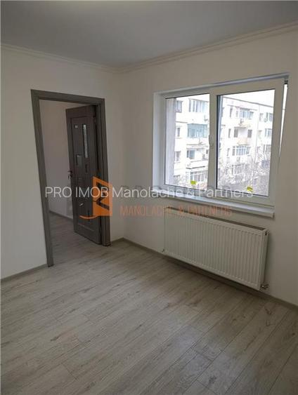 Apartament 2 camere cf 2 decomandat zona Crang - 2