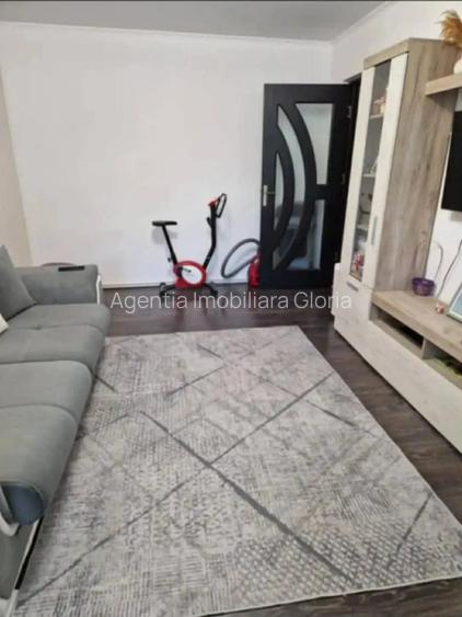 Apartament 3 camere decomandat, renovat - 3