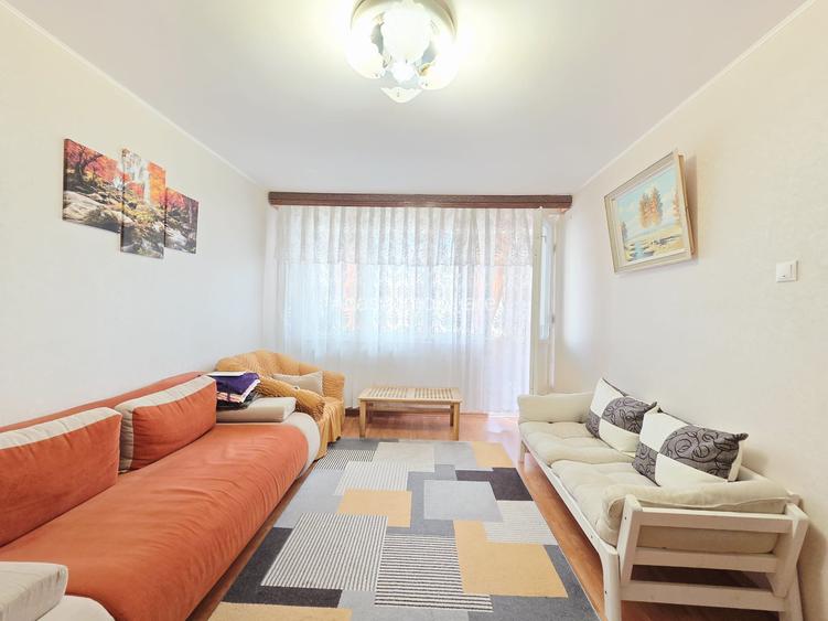 Apartament 3 camere Micro 16 cu 2 balcoane etaj 2 - 3