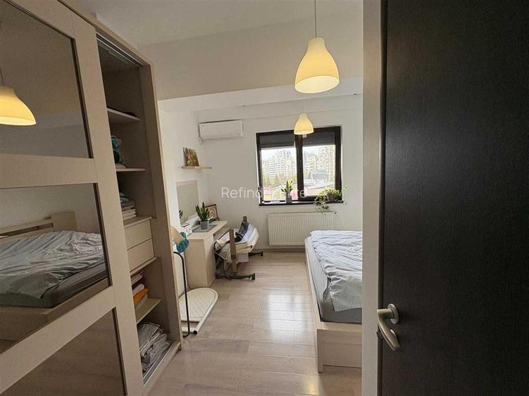 Apartament 3 camere 2016 | mobilat | centrala proprie | loc parcare subteran | P - 4