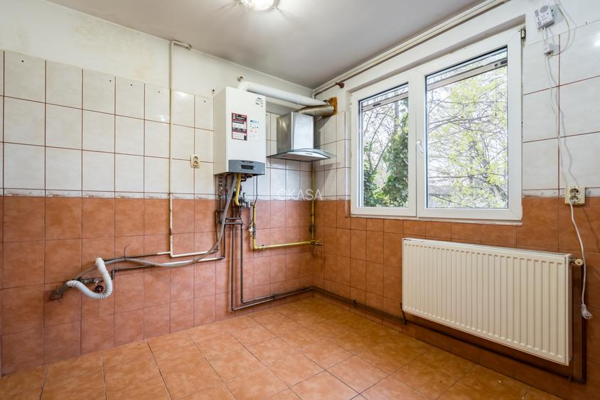 Vânzare Apartament 3 camere de – Pajura, etajul 2 din 3 - 3