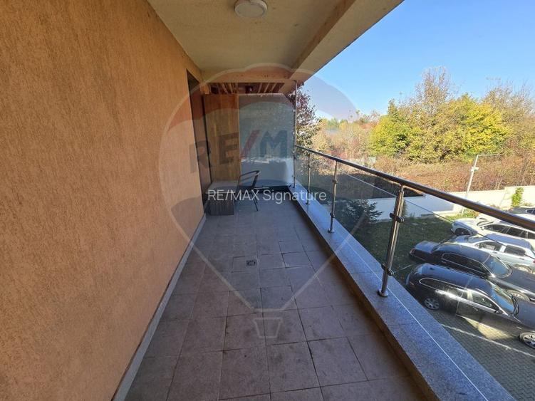DE VANZARE Apartament cu 3 camere CLUB LAC SNAGOV - 16