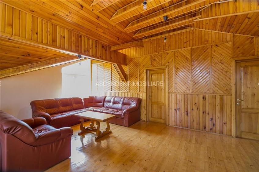 FILM ! Pe armonia a 1.100 mp teren/ gradina, Vila galanta,cu 3 apartamente disti - 30