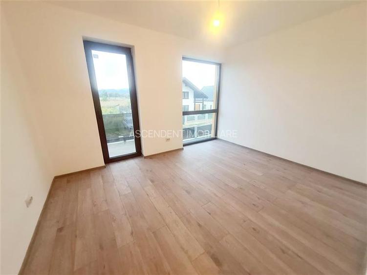 Vila P+E, 5 camere,3 bai,teren 418 mp,finisaje top, intabulata, toate utilitatil - 11