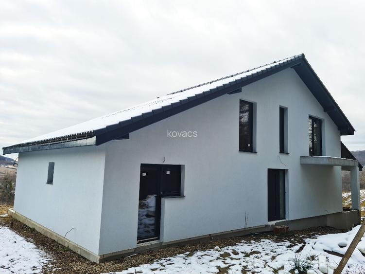 Proprietar vând Casă Feleacu, 161mp Valea Căpriorii,poziție premium. Teren 800mp - 5