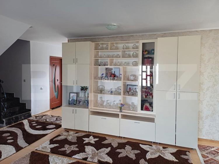 Casa Individuala de vanzare, 220 mp utili, 300 mp teren, front 17 ml - 6