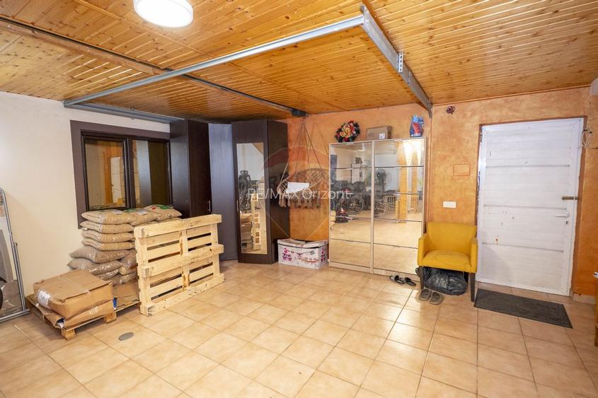 Vila 5 camere complet mobilata, foișor, teren generos - 20