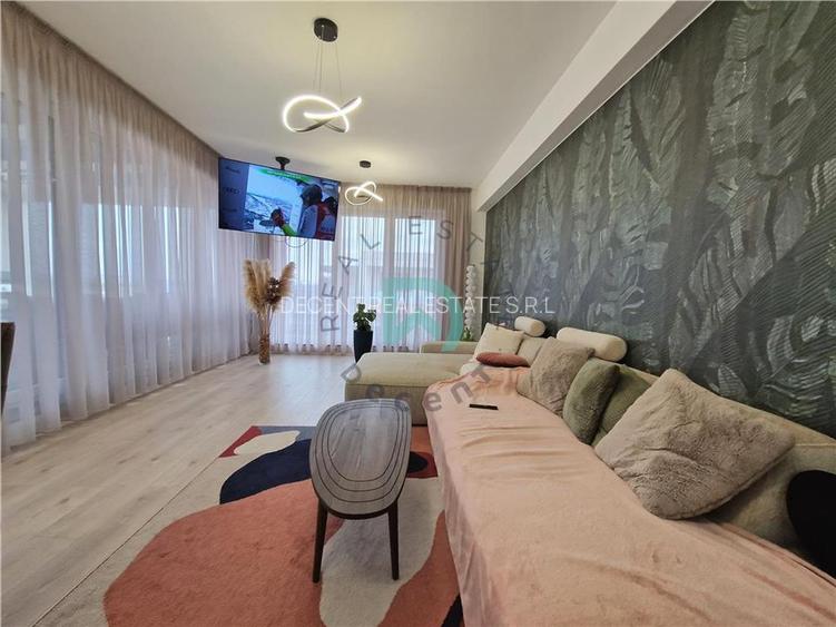 Penthouse, Qualis 2, Tractorul - 11