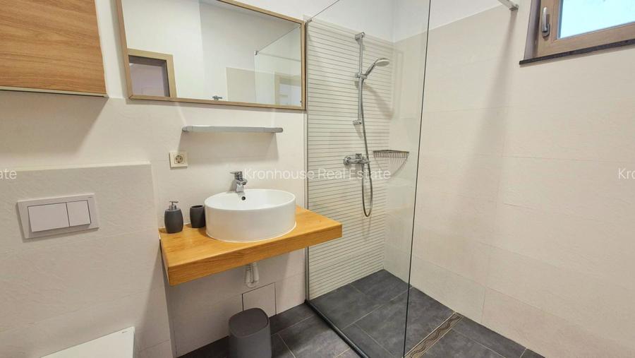 Apartament cu 2 camere pe strada Lunga - 9