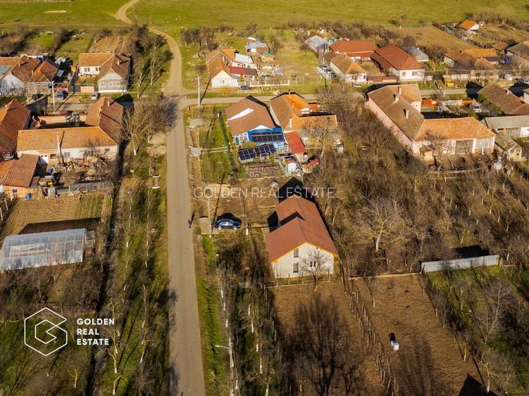 Casa la gri in Alunis,  teren 487 mp - 22