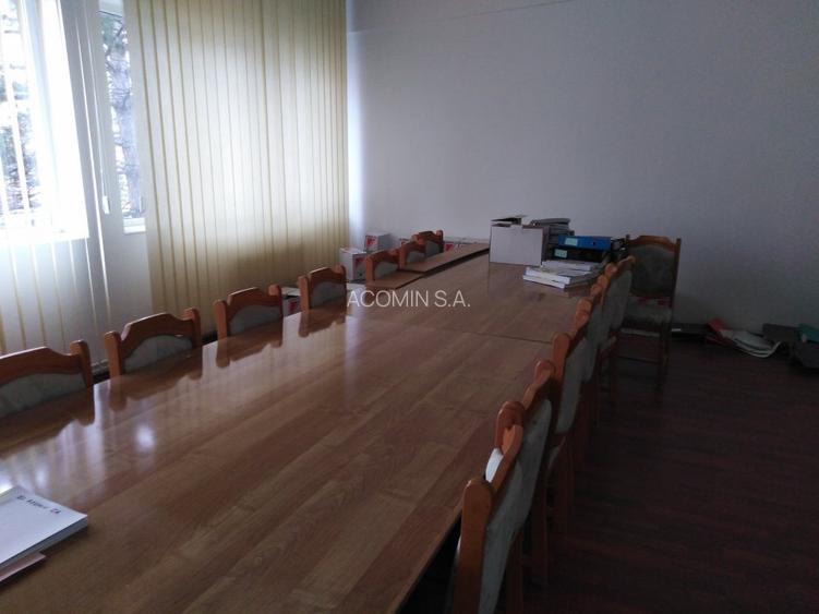 SPATIU COMERCIAL -BIROU - 8