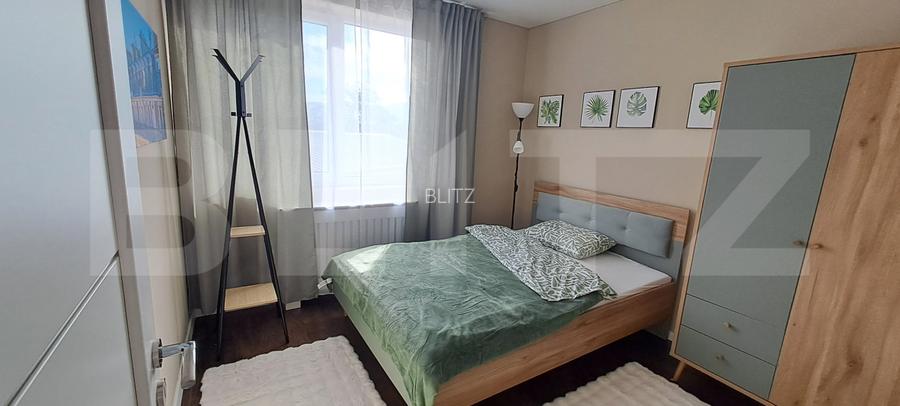 Apartament cu 3 camere, etaj 1/4, zona Sportului, cu parcare  - 14