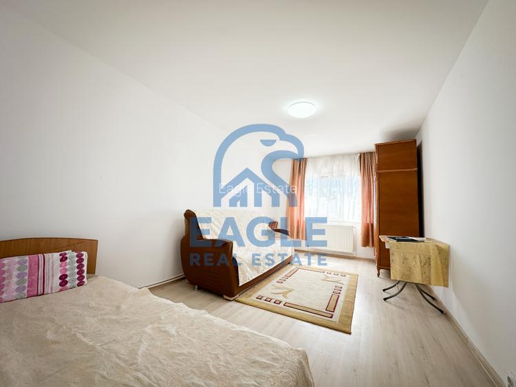 KM 5 - Apartament cu 2 camere decomandat cu centrala si balcon - 4